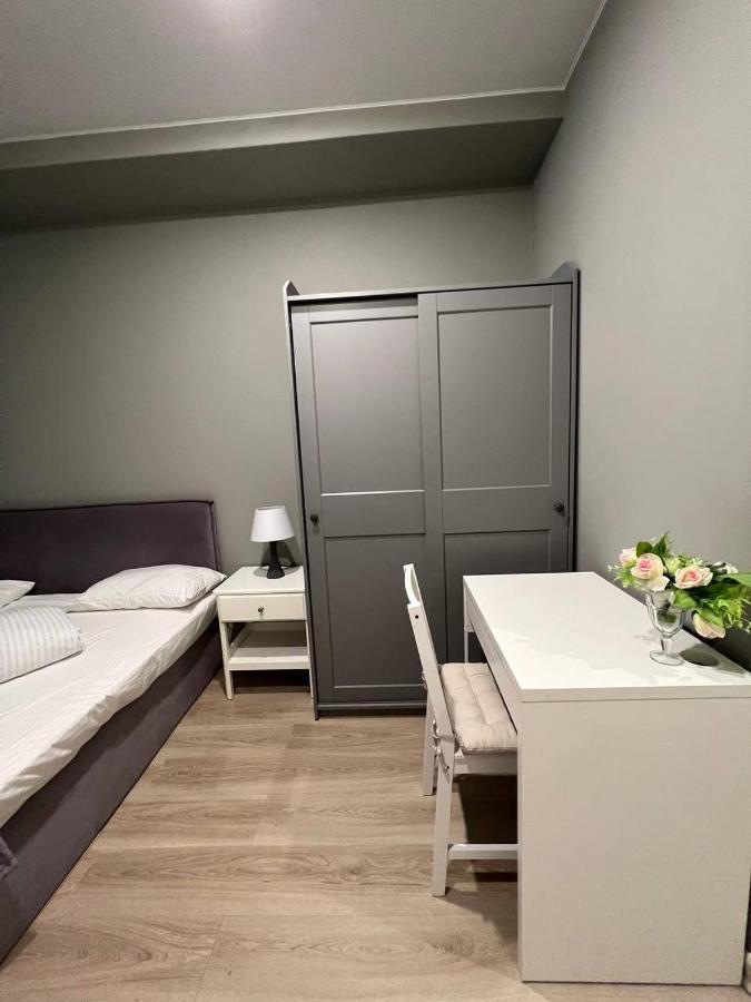 Hotel "Triglit" 가그라 외부 사진