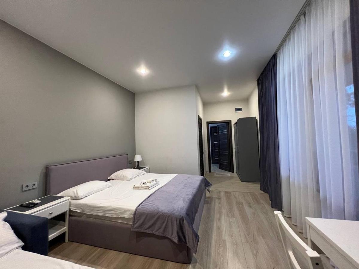 Hotel "Triglit" 가그라 외부 사진
